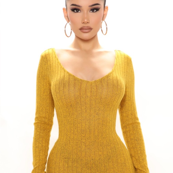 Elegant Mustard Knit Dress - Picture 2 of 4